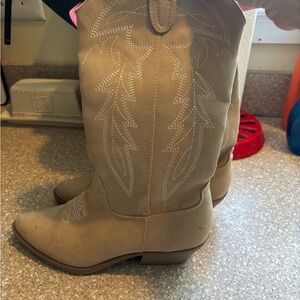 Tan Western Cowboy Boots